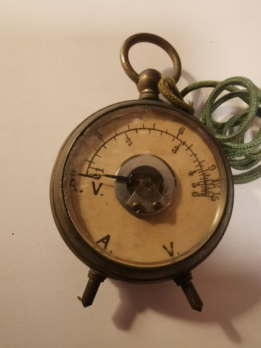 Antiker voltmeter 12v - -,