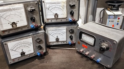 Stück voltmeter - 5,