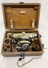 Nivelliergerät Carl Zeiss